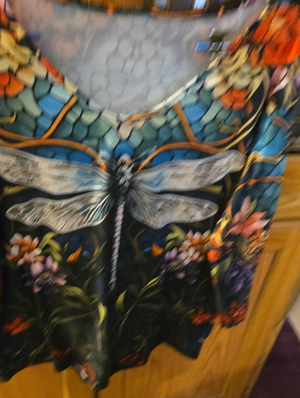 Dragonfly-Print Scoop Neck Tunic Top in Blue and Teal
